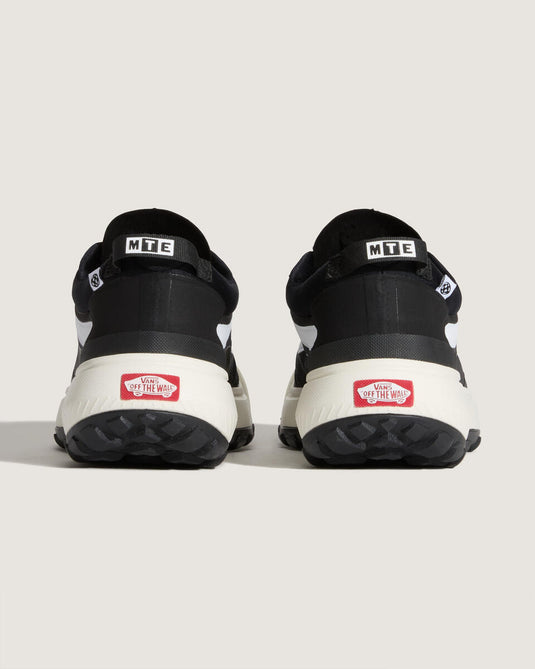Vans Unisex MTE Crosspath Shoes Black/White VN000CVUBA2