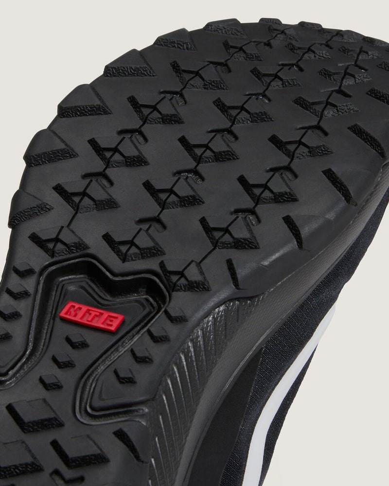 Load image into Gallery viewer, Vans Unisex MTE Crosspath Shoes Reflective Black VN000CVUBLK
