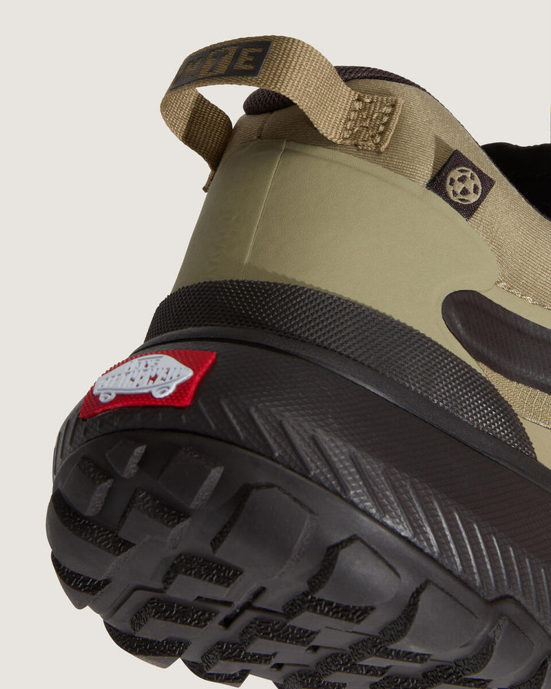 Load image into Gallery viewer, Vans Men&#39;s MTE Crosspath Shoes Dark Brown VN000CVUDRB
