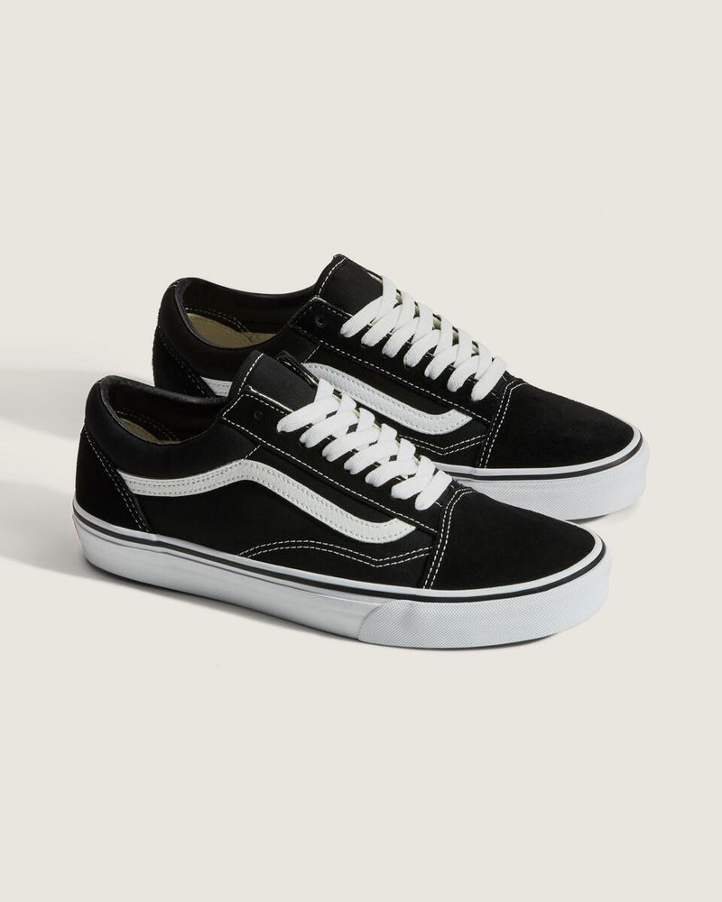 Load image into Gallery viewer, Vans Unisex Old Skool Shoes Black/White VN000D3HY28
