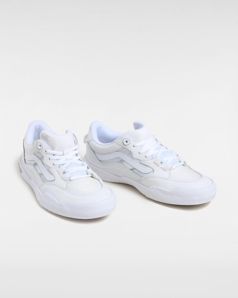 Load image into Gallery viewer, Vans Men&#39;s Skate Wayvee 2.0 Shoes White VN000D5DWHT
