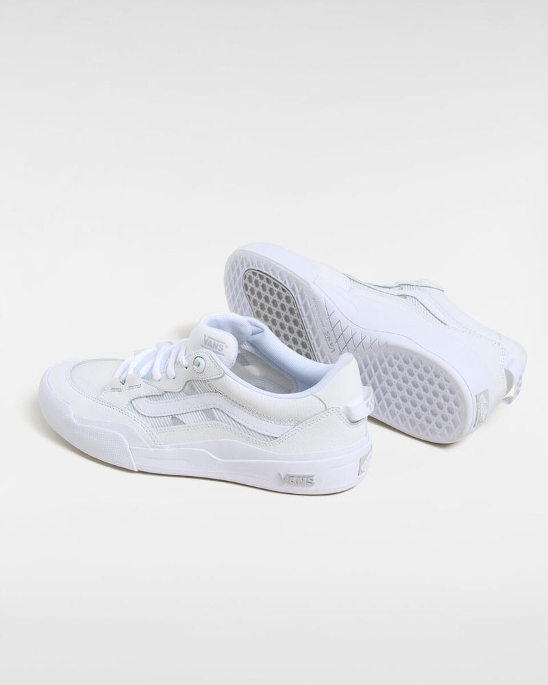 Load image into Gallery viewer, Vans Men&#39;s Skate Wayvee 2.0 Shoes White VN000D5DWHT
