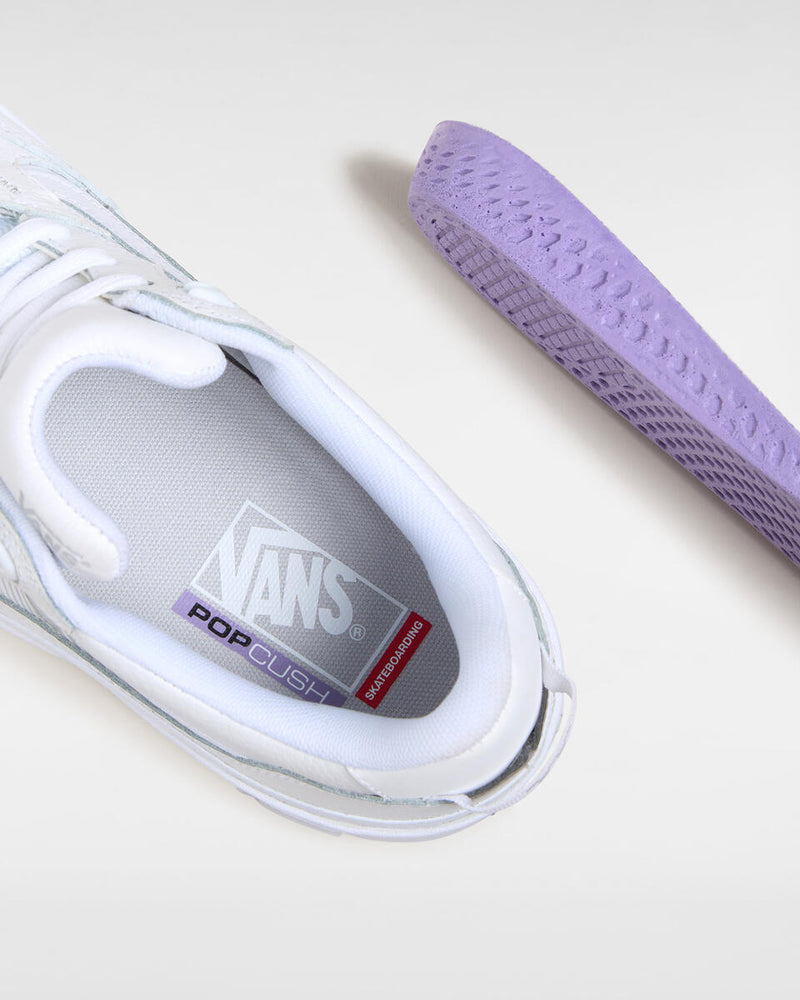 Load image into Gallery viewer, Vans Men&#39;s Skate Wayvee 2.0 Shoes White VN000D5DWHT
