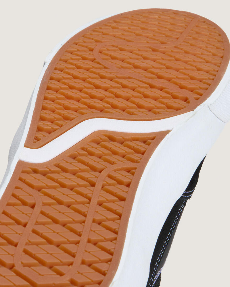 Load image into Gallery viewer, Vans Men's Skate Curren Caples Shoes Gum Black/White VN000D85BZW
