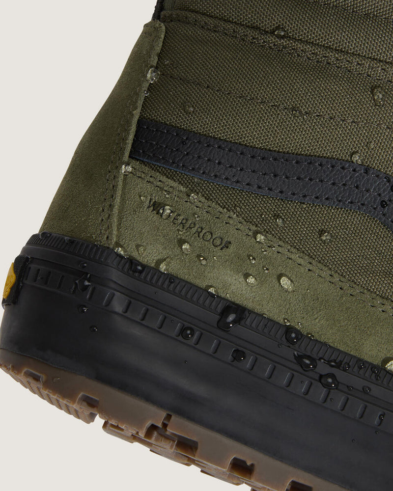 Load image into Gallery viewer, Vans Men&#39;s MTE Sk8-Hi Waterproof Insulated Shoes Green/Black VN000DAQ203

