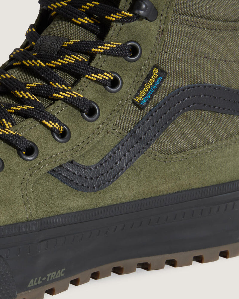 Load image into Gallery viewer, Vans Men&#39;s MTE Sk8-Hi Waterproof Insulated Shoes Green/Black VN000DAQ203
