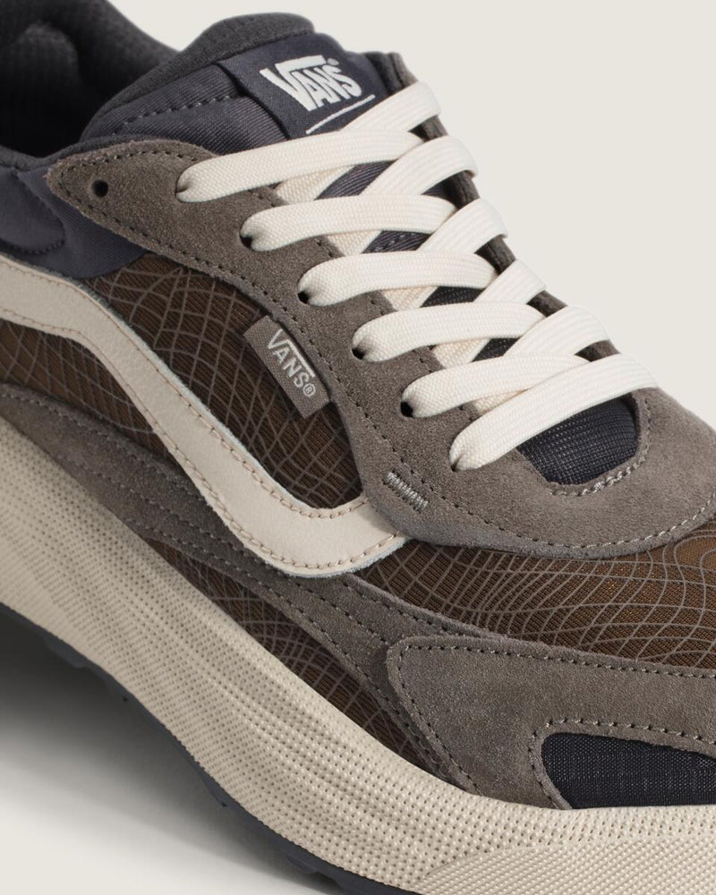 Load image into Gallery viewer, Vans Men's Ultrarange Neo 2.0 Shoes Vintage Cocoa VN000EJ8FST
