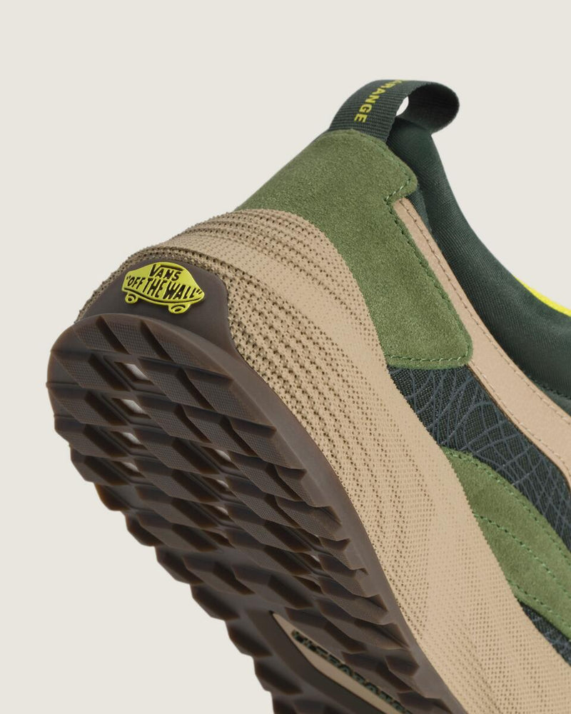 Load image into Gallery viewer, Vans Men's Ultrarange Neo 2.0 Shoes Green VN000EJ8GRK

