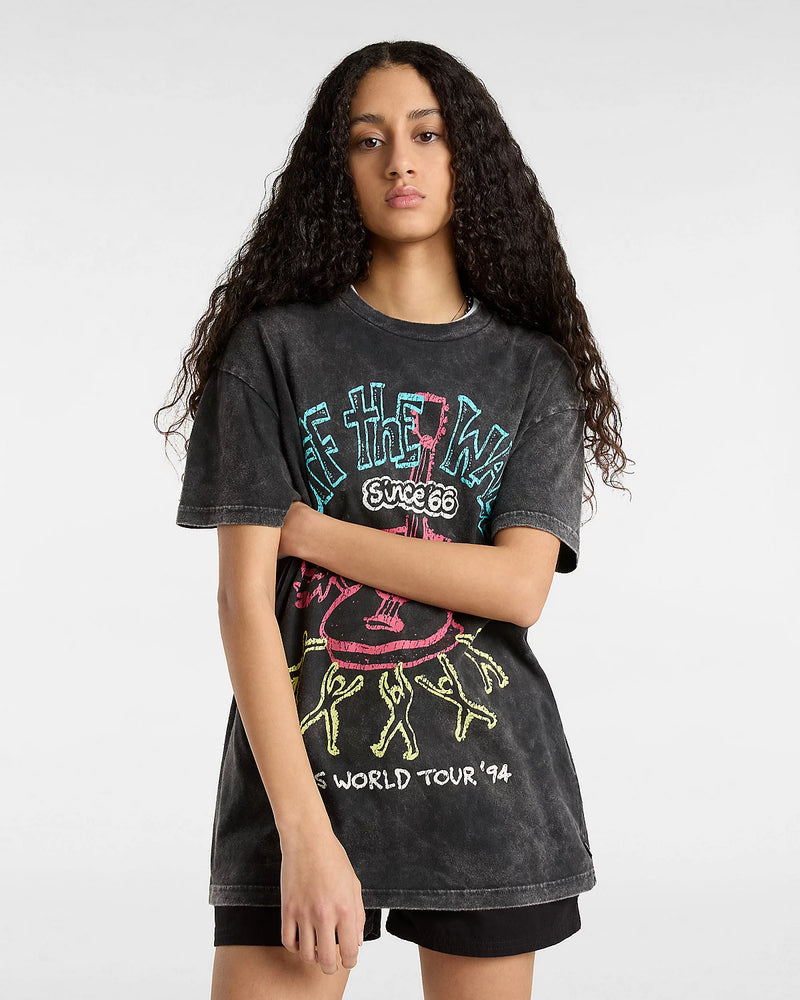Load image into Gallery viewer, Vans Women&#39;s Guitar Solo Oversized Fit T-Shirt Black VN000GJ6BLK

