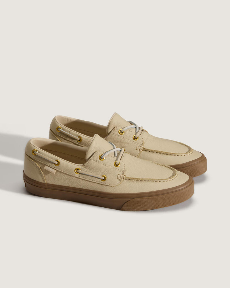 Load image into Gallery viewer, Vans Unisex 2-Eyelet Boat Shoes Leather Tan VN000Z11TAN
