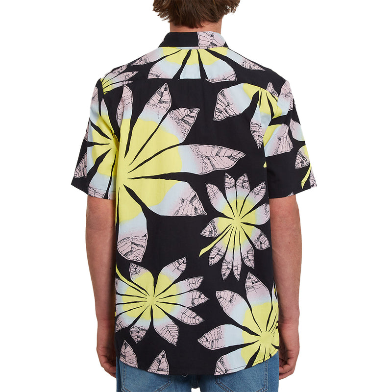 Load image into Gallery viewer, Volcom Men&#39;s Bloomin Short Sleeve Shirt Black A0412204_BLK
