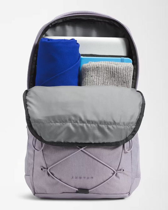 The North Face Women's Jester 27L Backpack Minimal Grey Dark Heather/Minimal Grey NF0A3VXGARM
