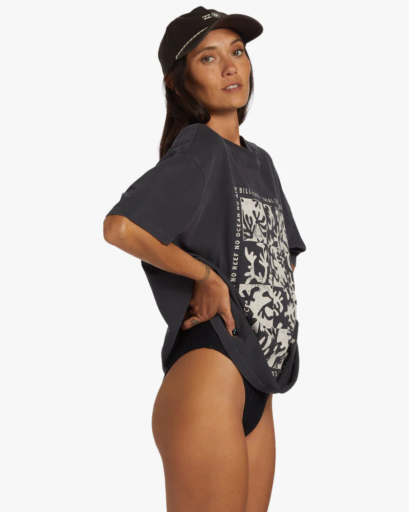 Load image into Gallery viewer, Billabong Women&#39;s True Coral Gardener Oversized Fit T-Shirt Black Sands ABJKT00538-BSD
