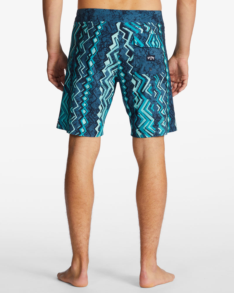 Load image into Gallery viewer, Billabong Sundays Airlite Performance Board Shorts Blue Haze ABYBS00379-BN4

