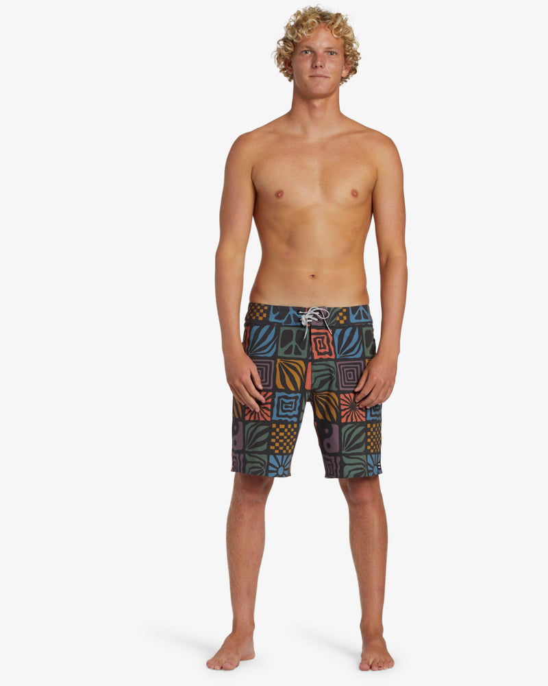 Load image into Gallery viewer, Billabong Men&#39;s Good Times 17.5&quot; Boardshorts Multi ABYBS00488-MUL
