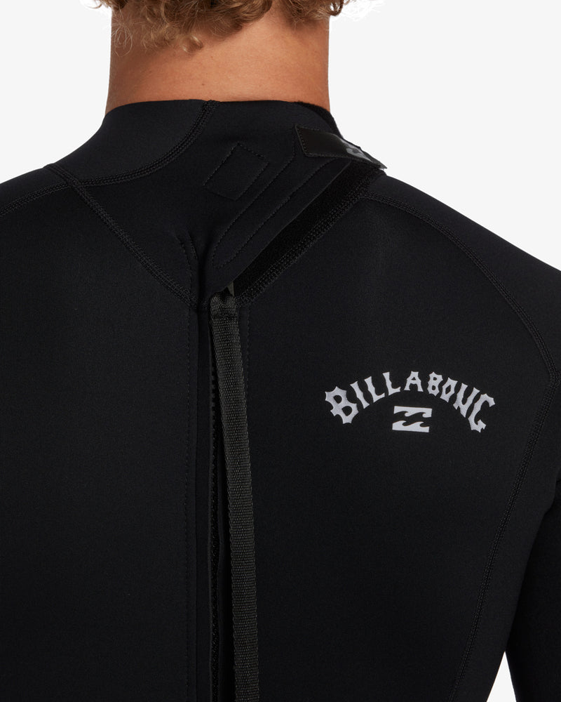 Load image into Gallery viewer, Billabong Men&#39;s Foil 2mm Back Zip Short Sleeve Black ABYW500122-BLK
