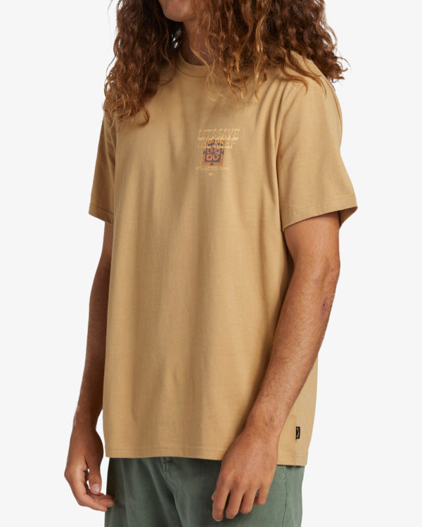 Load image into Gallery viewer, Billabong Men&#39;s Coral Gardeners Tiki Reef T-Shirt Dusty Gold ABYZT02336-YKL0
