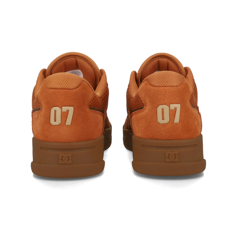 Load image into Gallery viewer, DC Mens&#39; Construct Leather Shoes Wheat/Gum ADYS100822-211
