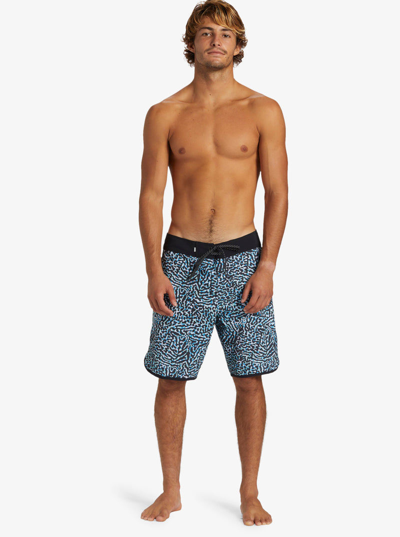 Load image into Gallery viewer, Quiksilver Men&#39;s Highline Scallop 19&quot; Boardshorts Swedish Blue AQYBS03628-BNH6
