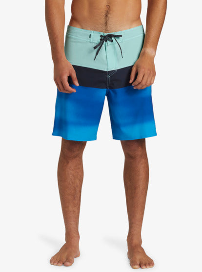 Load image into Gallery viewer, Quiksilver Men&#39;s Surfsilk Panel 18&quot; Boardshorts Limpet Shell AQYBS03656-BET6
