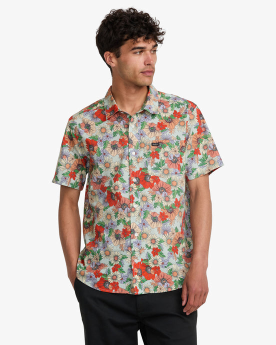 RVCA Men's Botanical Short Sleeve Shirt Green Tee AVYWT00521-GRT
