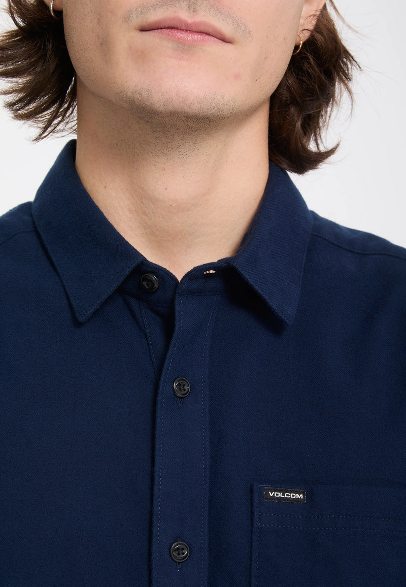 Load image into Gallery viewer, Volcom Men's Caden Solid Shirt Marine A0532601-MRE
