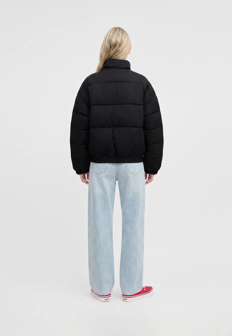 Load image into Gallery viewer, Dickies Women's Osino Puffer Jacket Black DK0A8DU2BLK1
