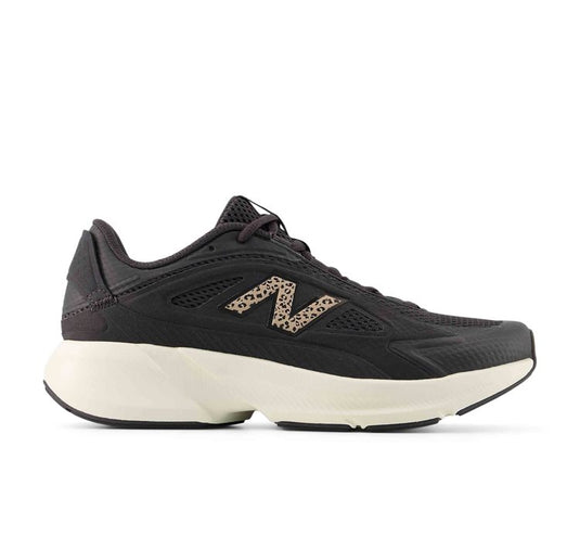 New Balance Women's Catalyst Shoes B-Black WCATIK1