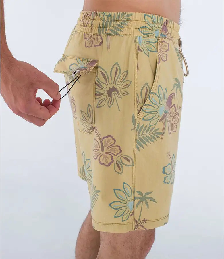 Load image into Gallery viewer, Hurley Men&#39;s Phantom Naturals Cannonball Volley 17&quot; Boardshorts Yellow MBS0011880-H715
