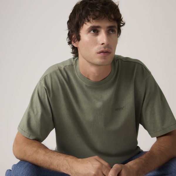 Load image into Gallery viewer, Levi's Men's Red Tab Vintage Tee Garment Dye Mulled Basil A06370189
