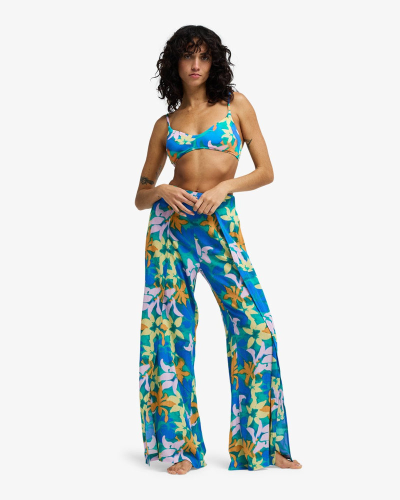 Load image into Gallery viewer, Billabong Women's Split Spirit Relaxed Fit Pants Agua Flores EBJNP00127-BLY6
