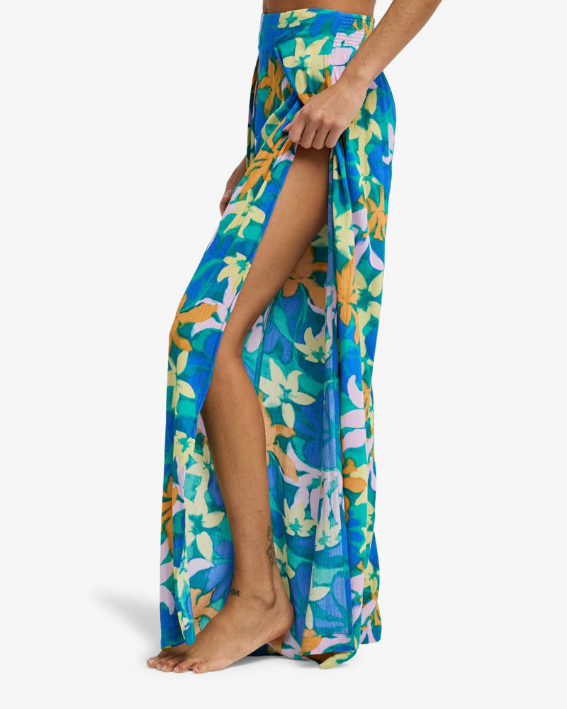 Load image into Gallery viewer, Billabong Women's Split Spirit Relaxed Fit Pants Agua Flores EBJNP00127-BLY6
