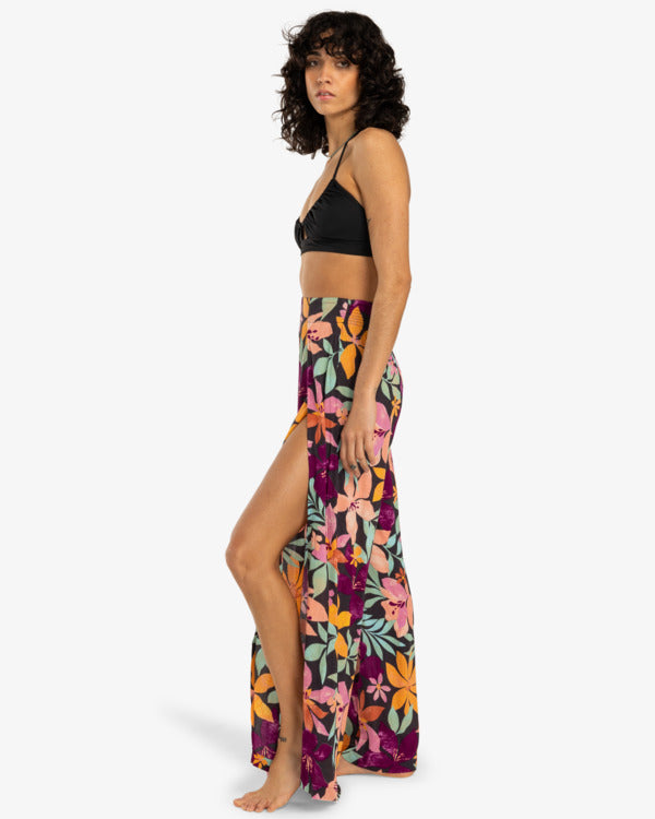 Load image into Gallery viewer, Billabong Women&#39;s Split Spirit Relaxed Fit Pants Night Tropical EBJNP00127-BQT0
