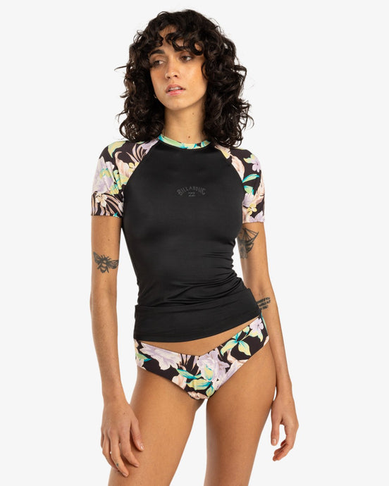 Billabong Women's Surf Capsule Short Sleeves Surf T-Shirt Black Multi EBJWR03027_BML