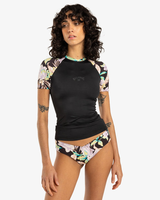 Billabong Women's Surf Capsule Short Sleeves Surf T-Shirt Black Multi EBJWR03027_BML