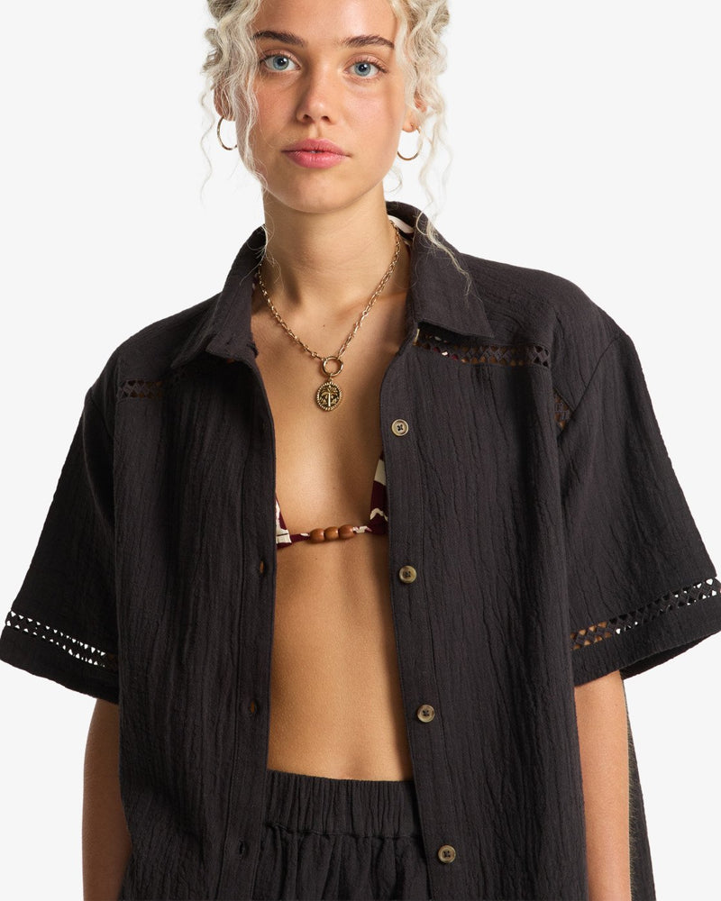 Load image into Gallery viewer, Billabong Women's Summers End Short Sleeve Shirt Black Sands EBJWT00126-BSD
