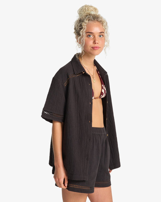 Billabong Women's Summers End Short Sleeve Shirt Black Sands EBJWT00126-BSD