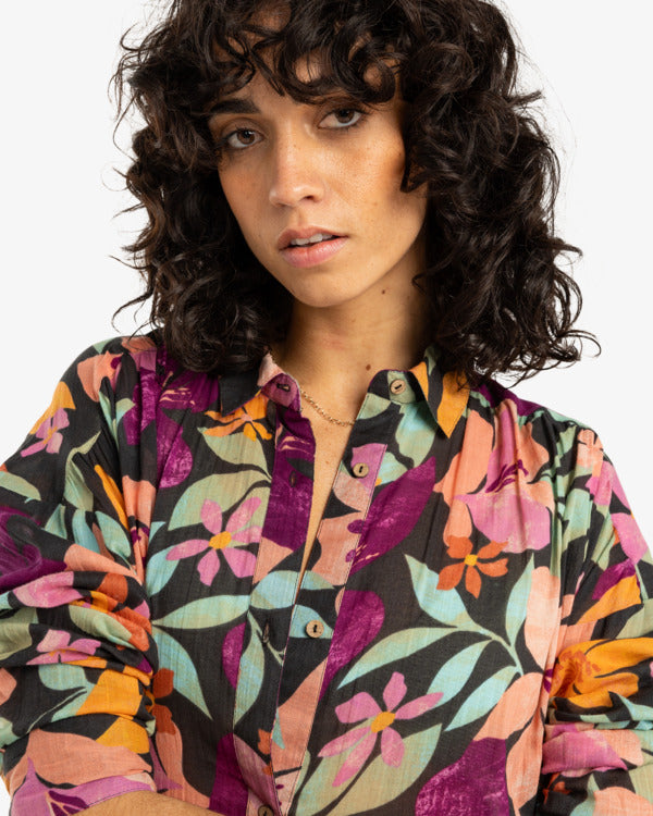 Load image into Gallery viewer, Billabong Women&#39;s Daylight Beach Shirt Night Tropical EBJX603000-BQT0
