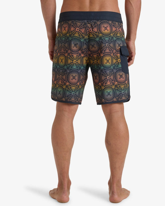 Billabong Men's 73 Theme Pro 18.5