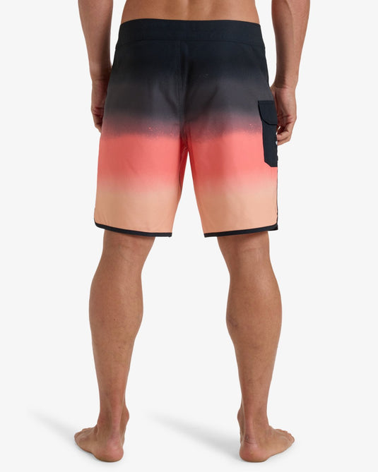 Billabong Men's 73 Theme Pro 18.5