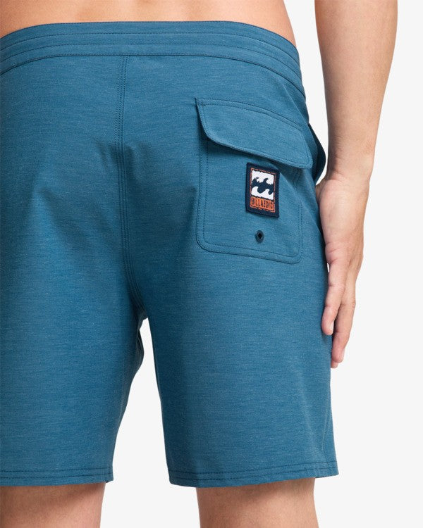 Load image into Gallery viewer, Billabong Men's Every Other Day Low Tide Boardshorts Real Teal EBYBS00123-BPR0
