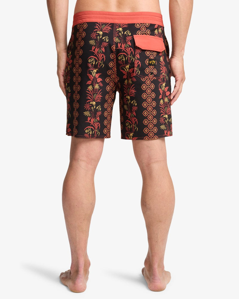 Load image into Gallery viewer, Billabong Good Times Low Tide Boardshorts Black EBYBS00127-BLK2
