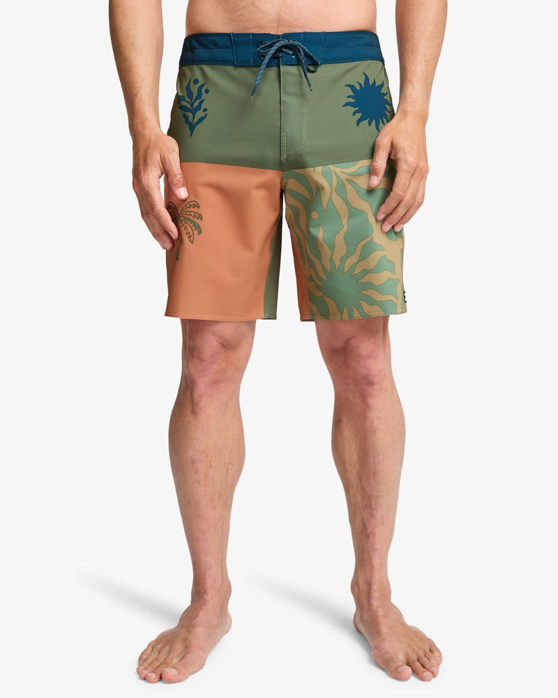 Load image into Gallery viewer, Billabong Men's Reflection Pro Boardshorts Moss Green EBYBS00128-GLW3

