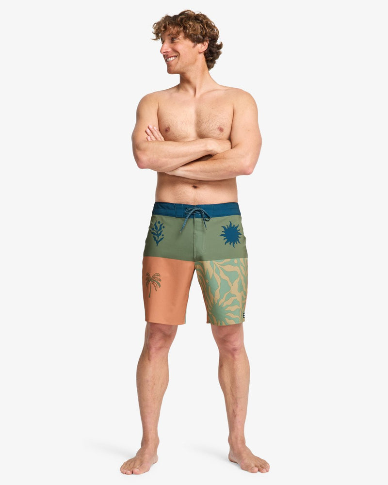 Load image into Gallery viewer, Billabong Men's Reflection Pro Boardshorts Moss Green EBYBS00128-GLW3
