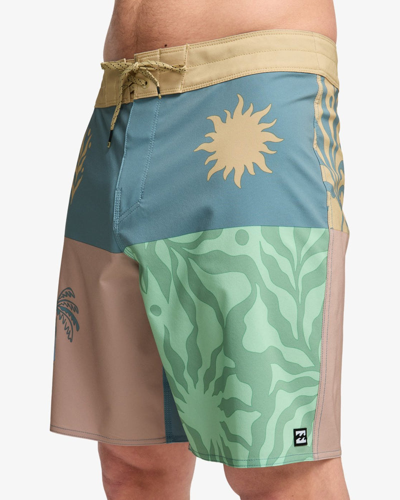 Load image into Gallery viewer, Billabong Men's Reflection Pro Boardshorts Cloud Purple EBYBS00128-SHA6
