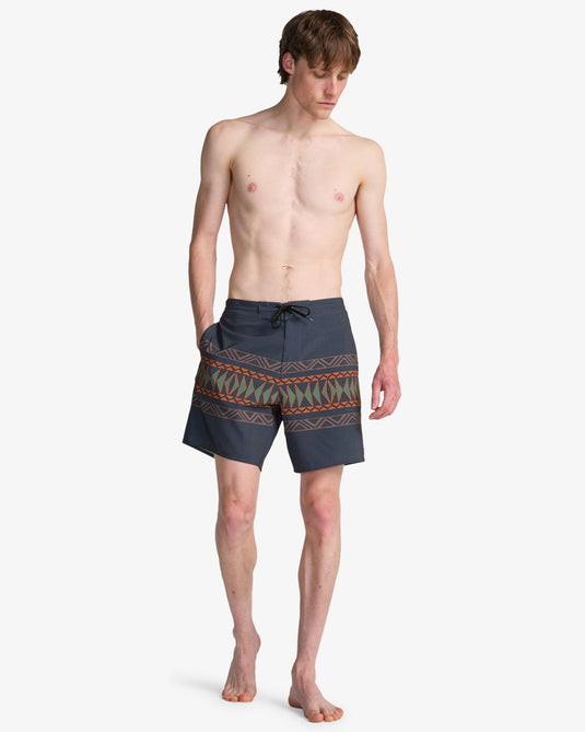 Billabong Men's Spinner Low Tide Boardshorts Black EBYBS00129-KYC2