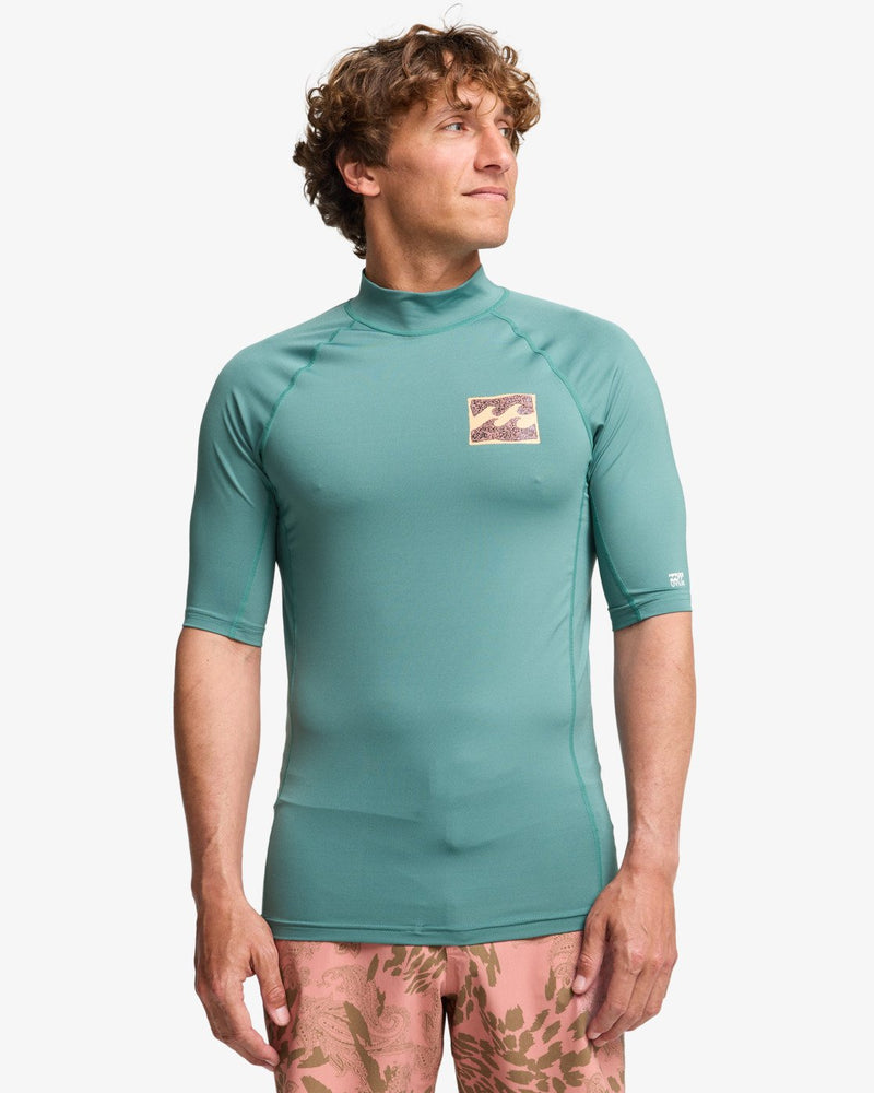 Load image into Gallery viewer, Billabong Men's Re Issue Short Sleeve Rashguard Sea Green EBYWR03027-BMR0
