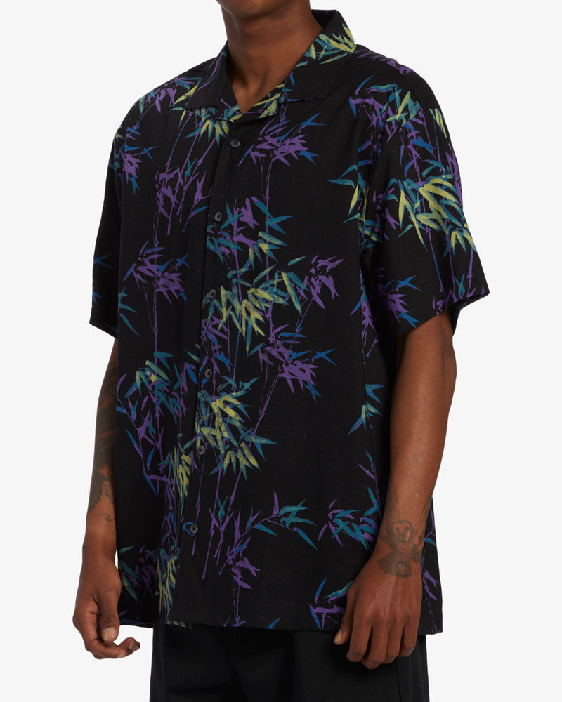 Load image into Gallery viewer, Billabong Men&#39;s Sundays Vacay Regular Fit Shirt Washed Violet EBYWT03002-PPD0

