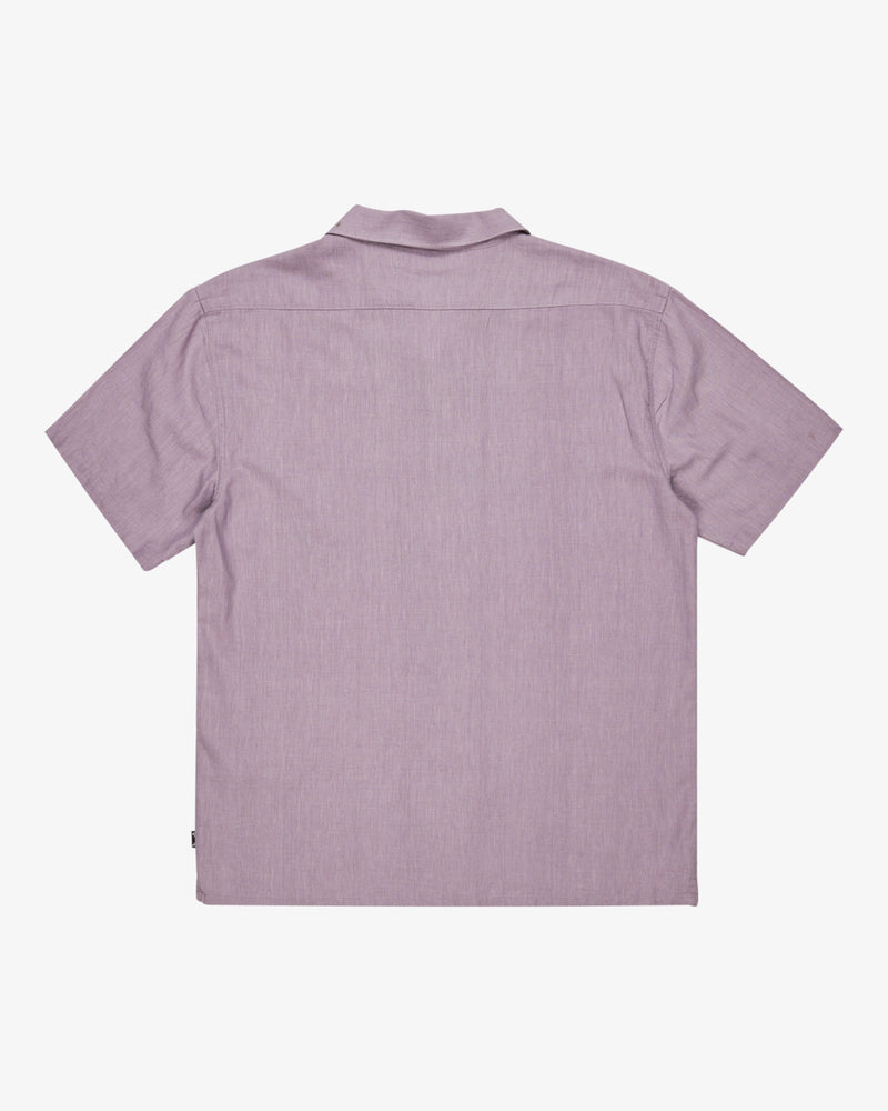 Load image into Gallery viewer, Billabong Men&#39;s Vacay Solid Short Sleeves Shirt Light Purple EBYWT03009-SKW0
