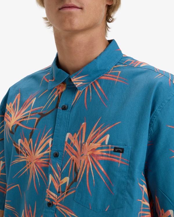 Load image into Gallery viewer, Billabong Men&#39;s Sundays Short Sleeves Shirt Glacier Blue EBYWT03011-BMC0
